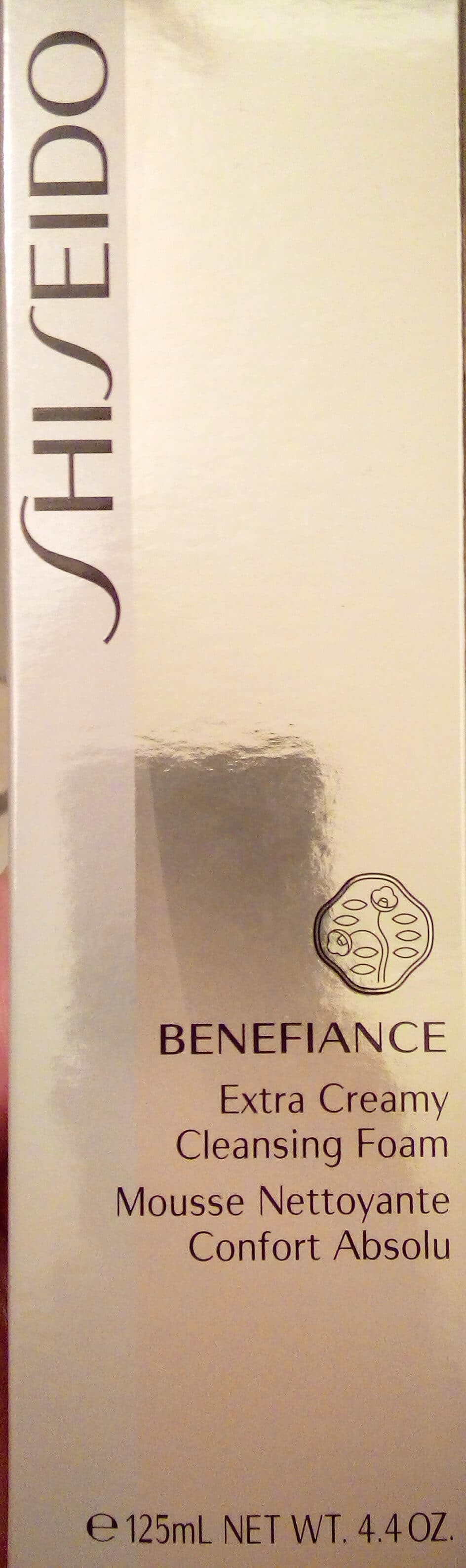 Benefiance Extra Creamy Cleansing Foam