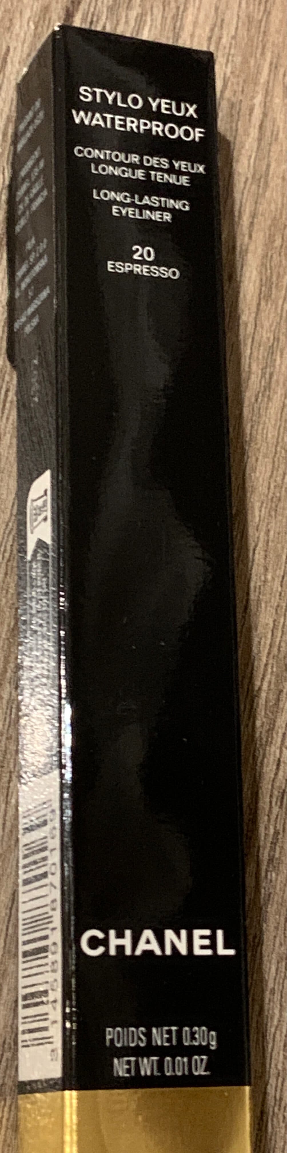 Long-lasting eyeliner