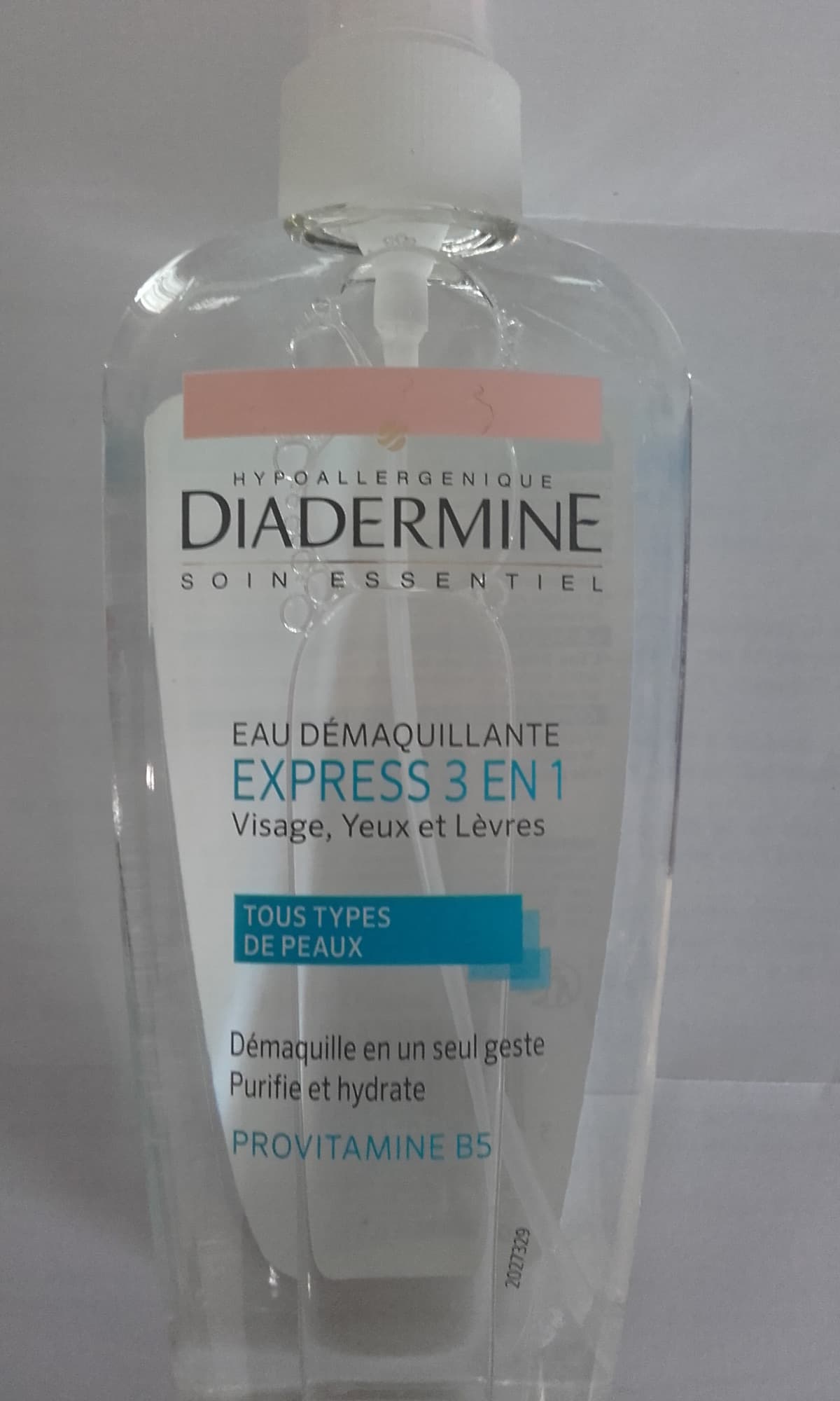 Express Makeup Remover 3 in 1 Face, Eyes and Lips