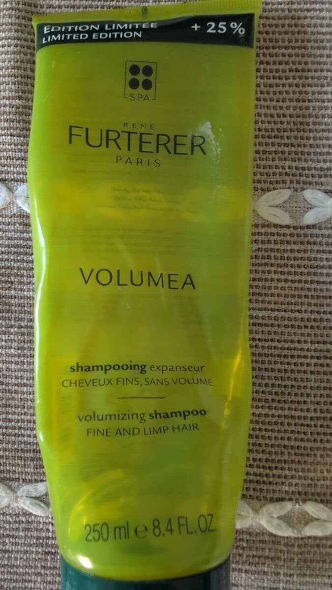 Volumea Volumizing Shampoo