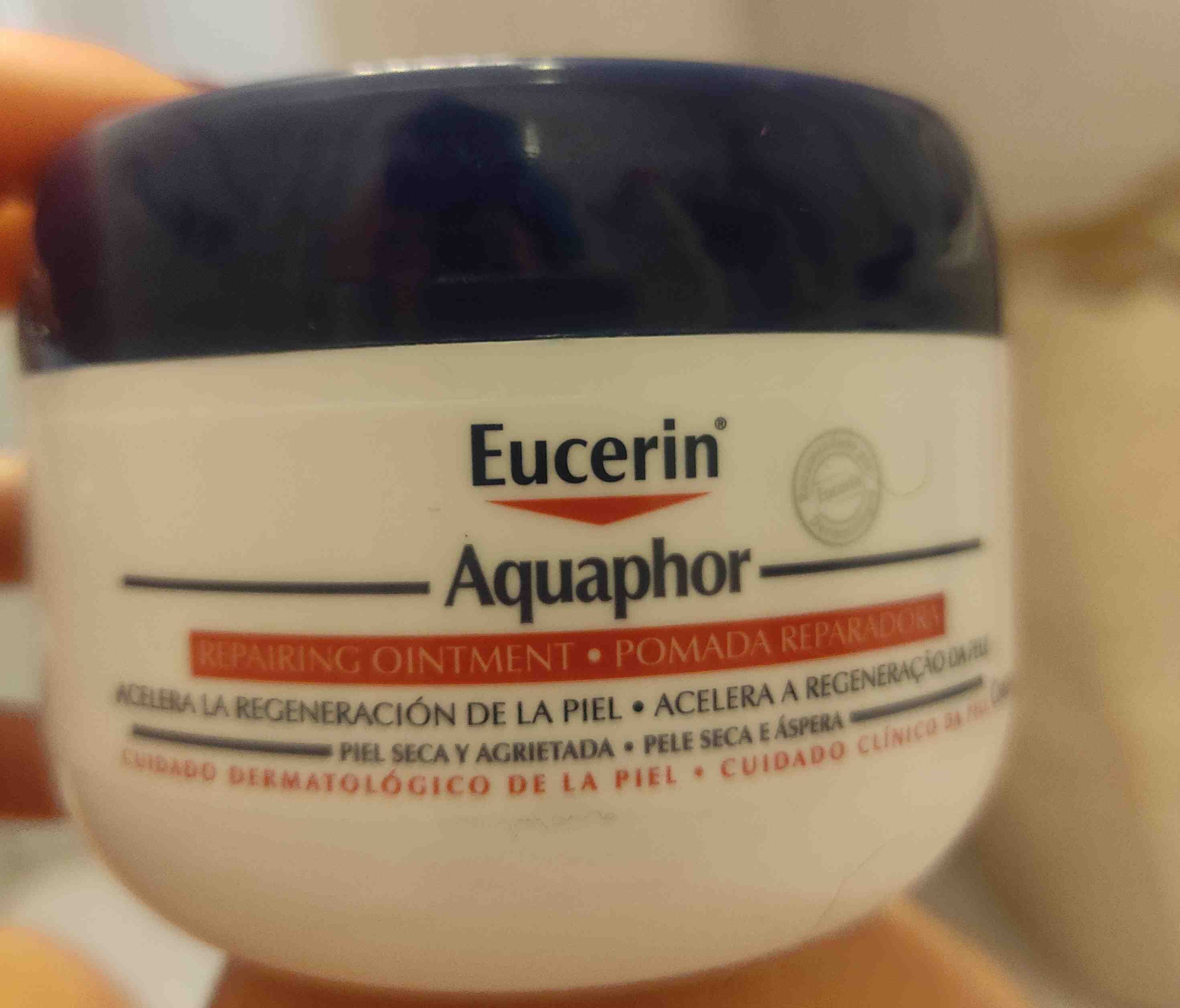 Aquaphor Repairing Ointment